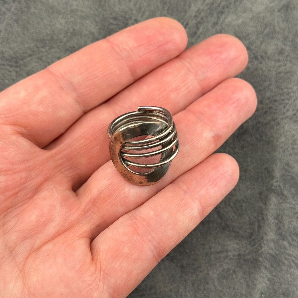 Sterling Silver 925 Round Buckle Ring Size 7.25 Think Open-work Oval Wire Spiral - Picture 10 of 11